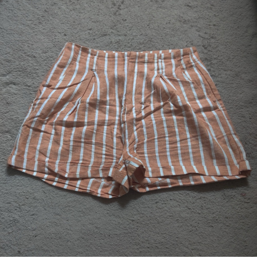Forever 21 High Waist Orange and White Striped Shorts Pleated Cuffed
